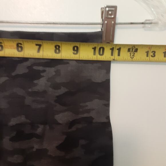 Spanx Leggings Womens Small Gray Camo Stretch - Picture 4 of 6